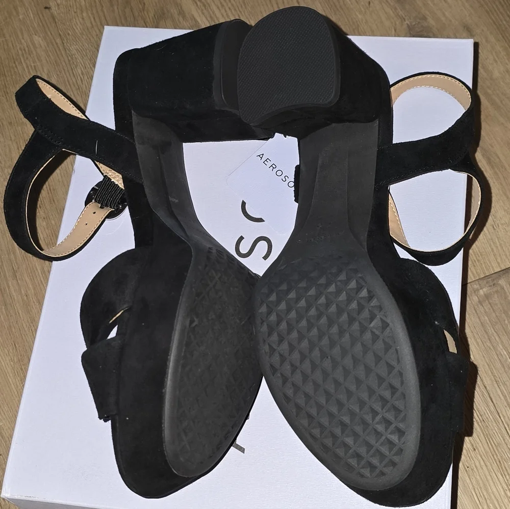 Aerosoles Cosmos Black Suede Block Heel Sandals – 7.5M – NIB - Picture 10 of 10